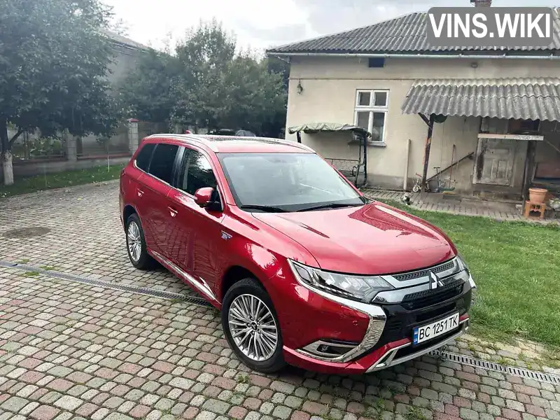 Внедорожник / Кроссовер Mitsubishi Outlander 2019 2.36 л. Автомат обл. Львовская, Львов - Фото 1/21