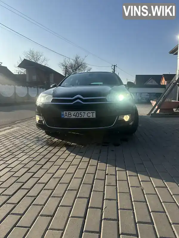 VF7RWRHR8CL532460 Citroen C5 2012 Універсал 2 л. Фото 1