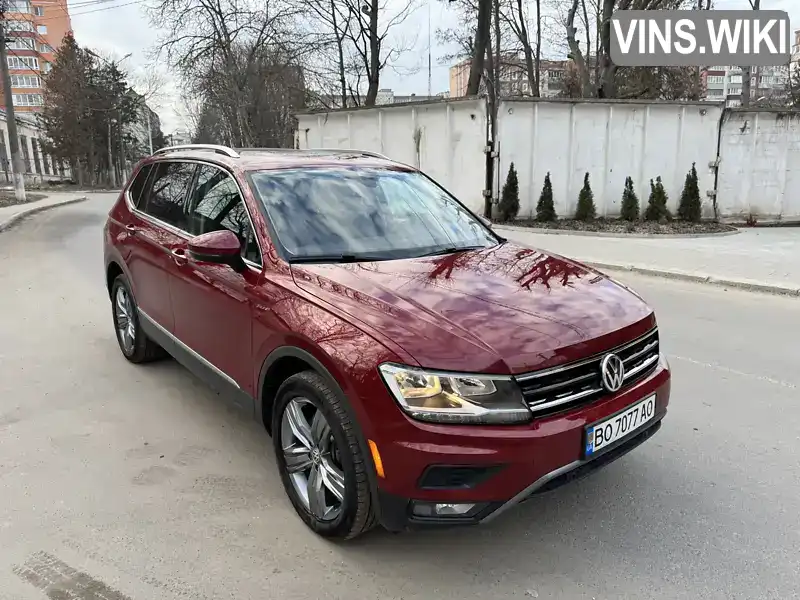 3VV3B7AX2LM075412 Volkswagen Tiguan 2019 Позашляховик / Кросовер 1.98 л. Фото 1