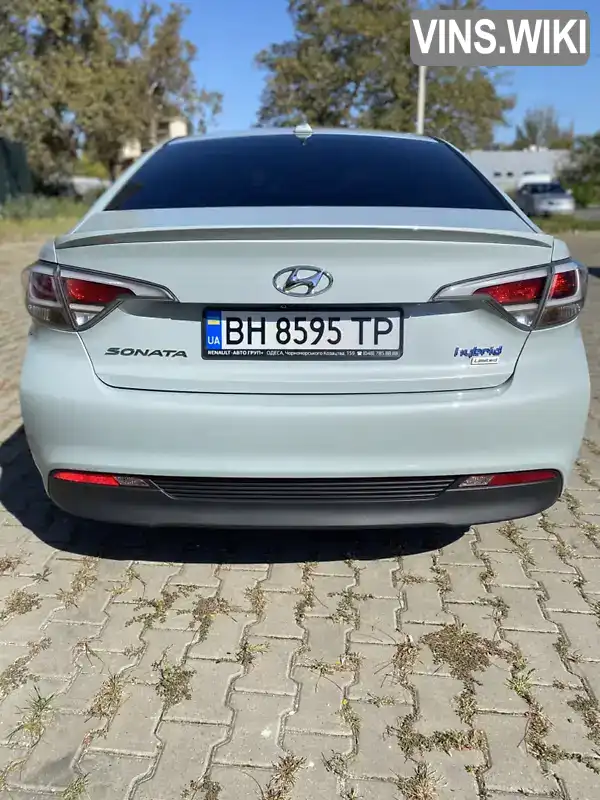 KMHE34L17GA028435 Hyundai Sonata 2015 Седан 2 л. Фото 3