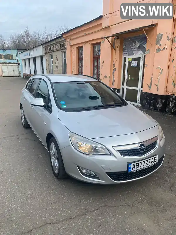 W0LPD8EG7C8018250 Opel Astra 2011 Універсал 1.7 л. Фото 1