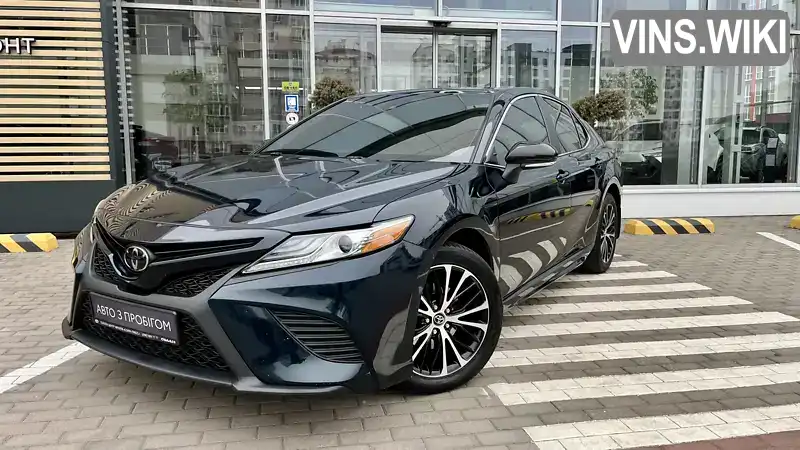 Седан Toyota Camry 2019 2.49 л. Автомат обл. Черниговская, Чернигов - Фото 1/21