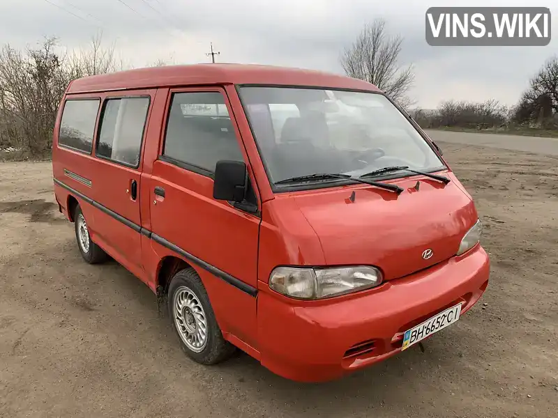 KMFFD27FPYU439817 Hyundai H 100 2000 Минивэн 2.48 л. Фото 4