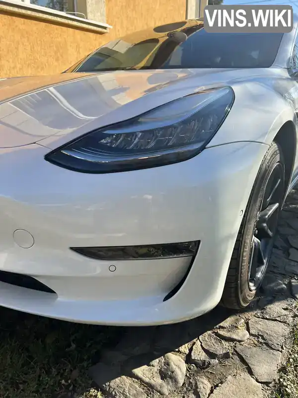 5YJ3E1EA4KF299891 Tesla Model 3 2019 Седан  Фото 2