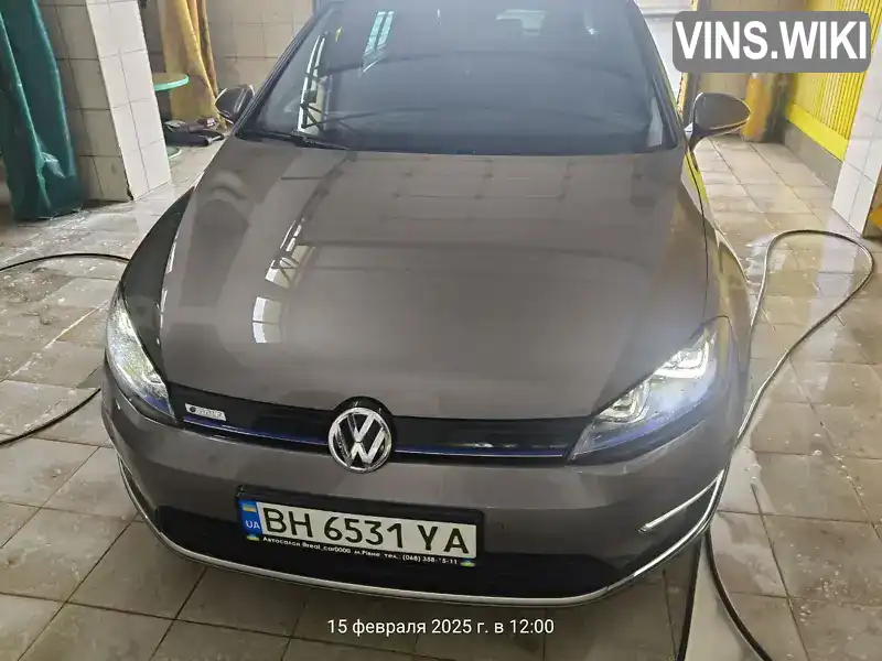 Хэтчбек Volkswagen e-Golf 2015 null_content л. обл. Одесская, Одесса - Фото 1/16