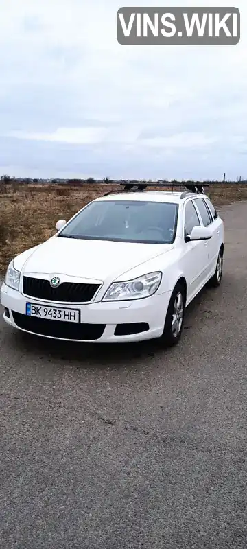 Універсал Skoda Octavia 2011 1.6 л. Ручна / Механіка обл. Рівненська, Березне - Фото 1/21