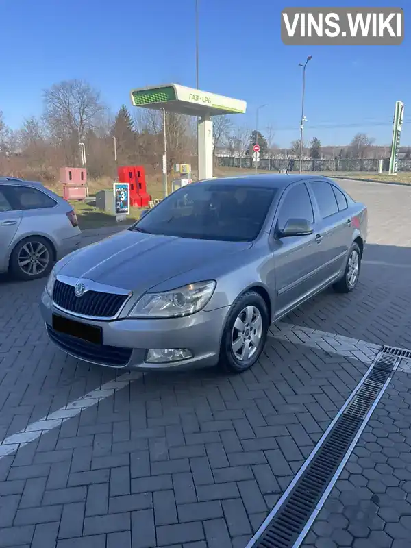 Ліфтбек Skoda Octavia 2011 1.6 л. Ручна / Механіка обл. Закарпатська, Свалява - Фото 1/21