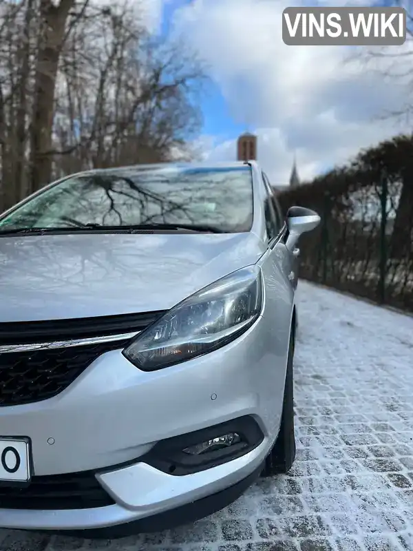 W0VPD9E35J1107430 Opel Zafira 2018 Мінівен 1.6 л. Фото 2