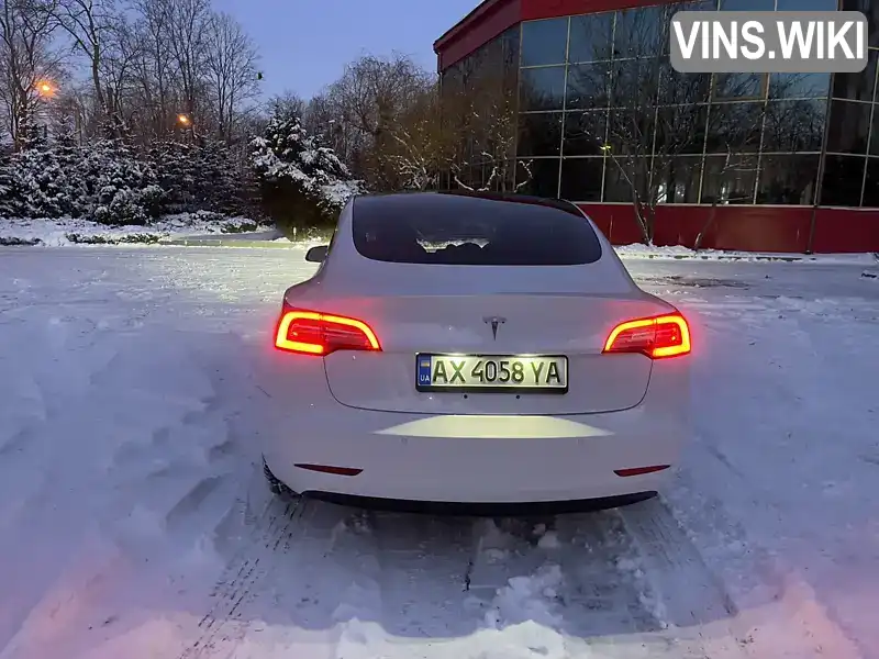 5YJ3E1EA3JF169700 Tesla Model 3 2018 Седан  Фото 3