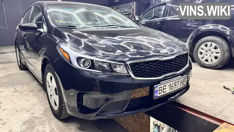 3KPFK4A77HE127807 Kia Forte 2017 Седан 2 л. Фото 1