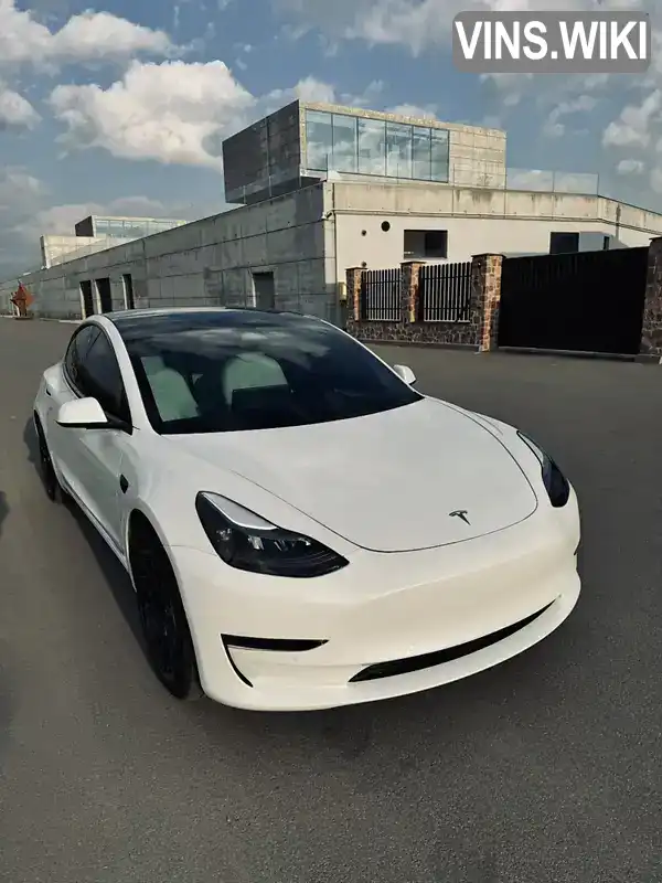 5YJ3E1EA1NF176957 Tesla Model 3 2022 Седан  Фото 1