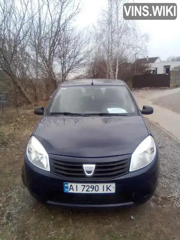 Хэтчбек Dacia Sandero 2010 1.2 л. Ручная / Механика обл. Киевская, Киев - Фото 1/17