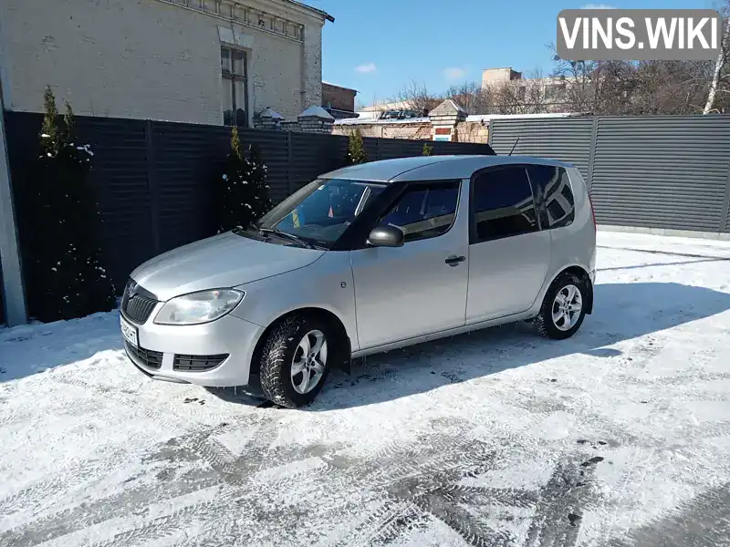 Микровэн Skoda Roomster 2013 1.6 л. Ручная / Механика обл. Черкасская, Черкассы - Фото 1/7