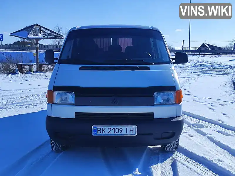 WV1ZZZ70ZWX107590 Volkswagen Transporter 1998 Мінівен 1.9 л. Фото 2