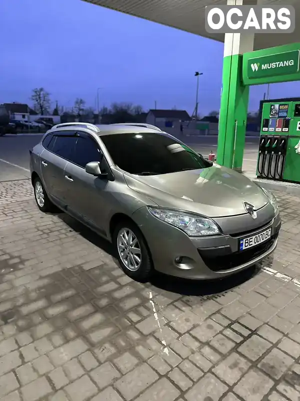 VF1KZ090E44315867 Renault Megane 2010 Универсал 1.46 л. Фото 8