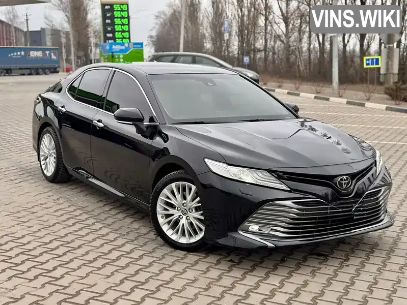 Седан Toyota Camry 2018 2.49 л. Автомат обл. Київська, Київ - Фото 1/21