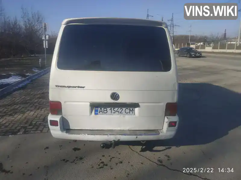 WV1ZZZ70Z1H072024 Volkswagen Transporter 2000 Мінівен 1.9 л. Фото 7