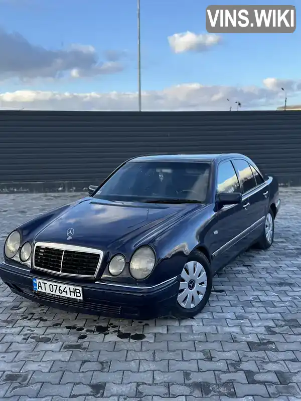 Седан Mercedes-Benz E-Class 1997 2.5 л. Ручная / Механика обл. Ивано-Франковская, Ивано-Франковск - Фото 1/21