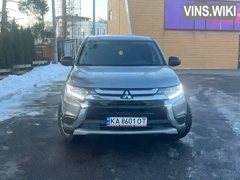 Позашляховик / Кросовер Mitsubishi Outlander 2017 2.36 л. Варіатор обл. Київська, Васильків - Фото 1/15