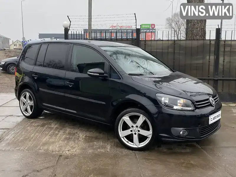 Минивэн Volkswagen Touran 2013 1.39 л. Автомат обл. Киевская, Киев - Фото 1/21