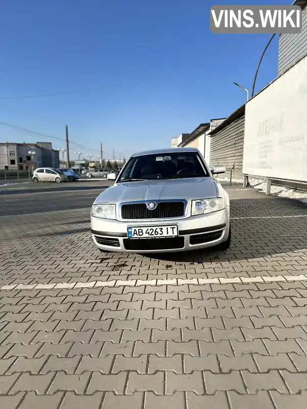 TMBDL23U839016482 Skoda Superb 2002 Ліфтбек 1.78 л. Фото 4