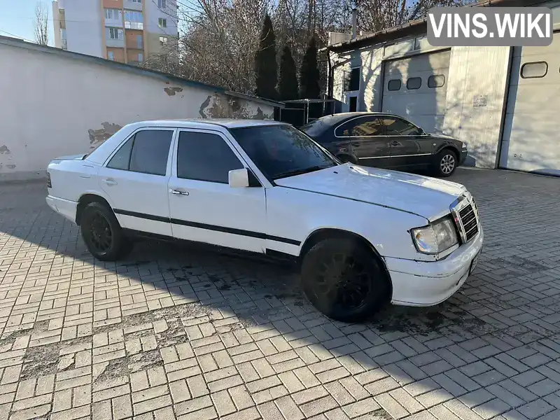 WDB1240201A588848 Mercedes-Benz E-Class 1987 Седан 2 л. Фото 3