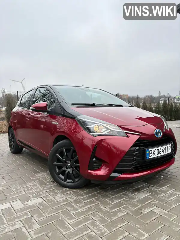 Хетчбек Toyota Yaris 2017 1.5 л. обл. Рівненська, Рівне - Фото 1/21