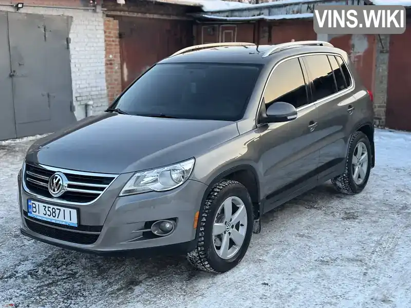 WVGBV7AX9AW530301 Volkswagen Tiguan 2010 Позашляховик / Кросовер 1.98 л. Фото 1