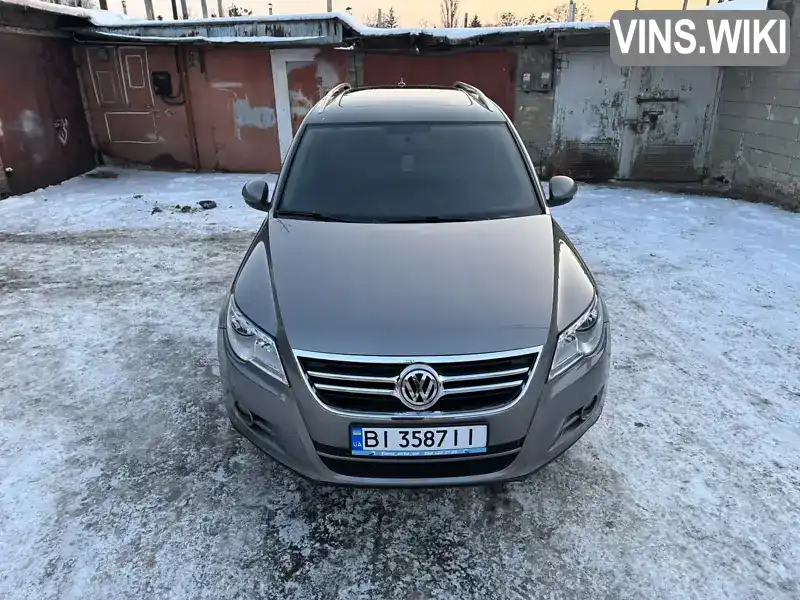 WVGBV7AX9AW530301 Volkswagen Tiguan 2010 Позашляховик / Кросовер 1.98 л. Фото 8