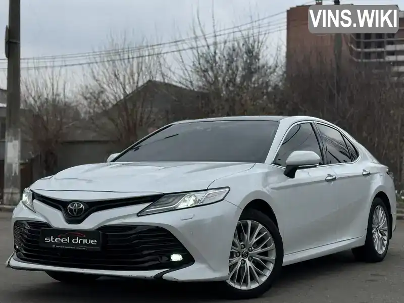 Седан Toyota Camry 2018 2.49 л. Автомат обл. Миколаївська, Миколаїв - Фото 1/21