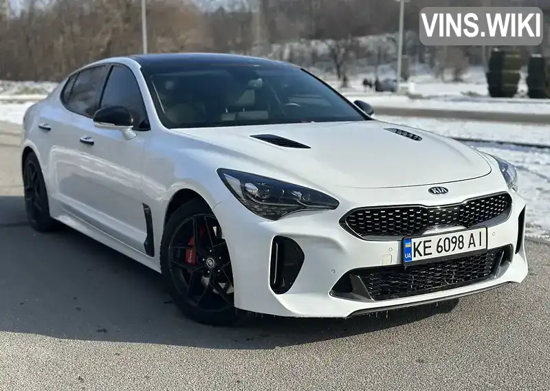 Фастбек Kia Stinger 2018 2 л. Автомат обл. Днепропетровская, Днепр (Днепропетровск) - Фото 1/21