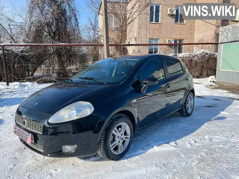 Хетчбек Fiat Grande Punto 2006 1.37 л. Робот обл. Одеська, Чорноморськ (Іллічівськ) - Фото 1/14