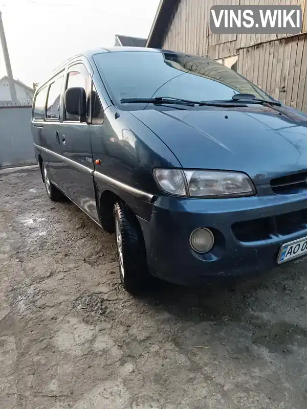 KMJWVH7FPWU051395 Hyundai H 200 1998 Мінівен 2.48 л. Фото 2