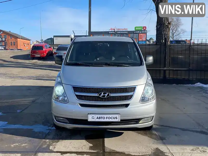 KMHWH81JP9U132864 Hyundai H-1 2008 Мінівен 2.5 л. Фото 2