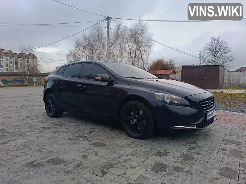 YV1MV5151E2077811 Volvo V40 2013 Хэтчбек 1.98 л. Фото 6