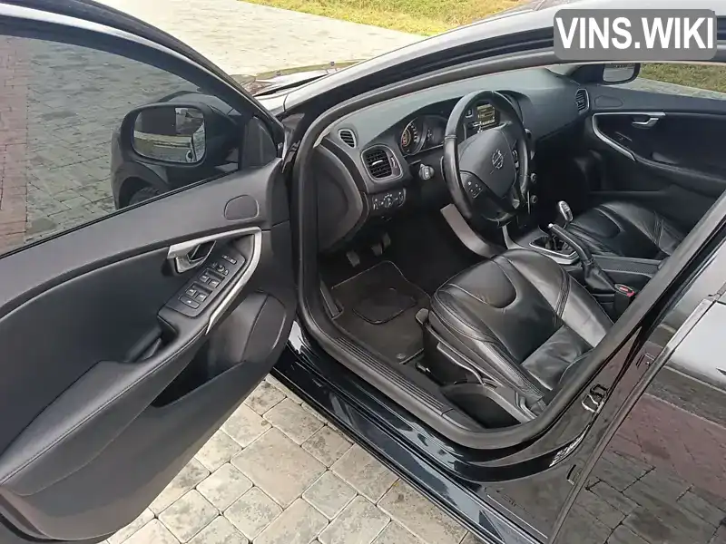 YV1MV5151E2077811 Volvo V40 2013 Хэтчбек 1.98 л. Фото 9