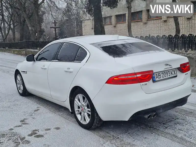 SAJAD4BN8HA974082 Jaguar XE 2016 Седан 2 л. Фото 8