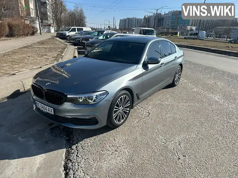 WBAJF11010BJ08264 BMW 5 Series 2018 Седан 2 л. Фото 2