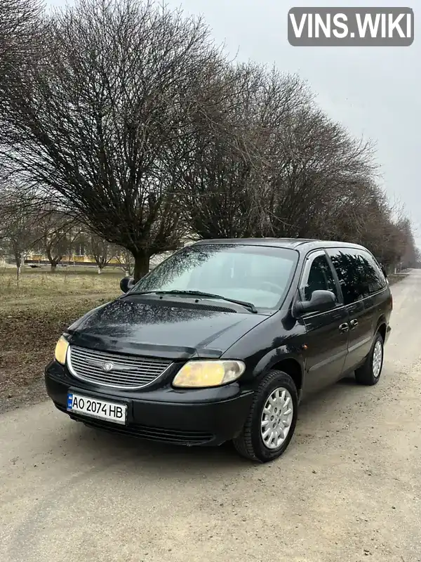 1C8GYN8722U565804 Chrysler Grand Voyager 2002 Мінівен 2.5 л. Фото 2