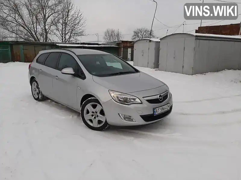 W0LPD8EV6B8111841 Opel Astra 2011 Универсал 1.69 л. Фото 1