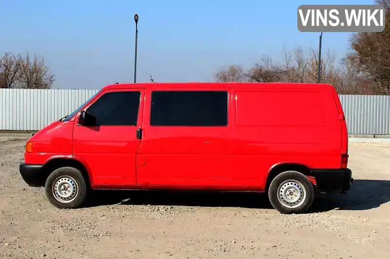 WV1ZZZ70ZYH118684 Volkswagen Transporter 2000 Минивэн 2.46 л. Фото 3