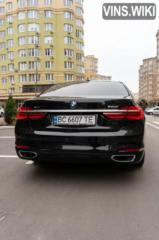 WBA7E4C53JGV23985 BMW 7 Series 2017 Седан 3 л. Фото 3