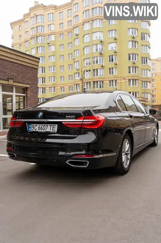 WBA7E4C53JGV23985 BMW 7 Series 2017 Седан 3 л. Фото 4