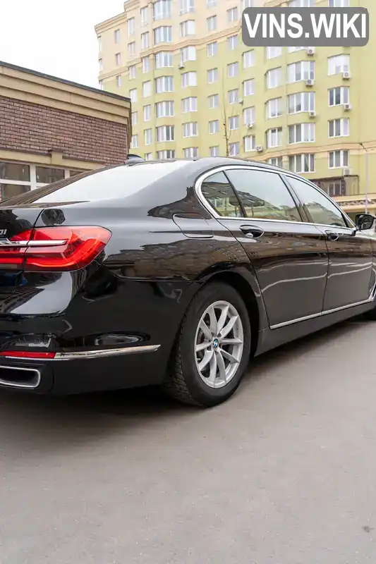 WBA7E4C53JGV23985 BMW 7 Series 2017 Седан 3 л. Фото 7