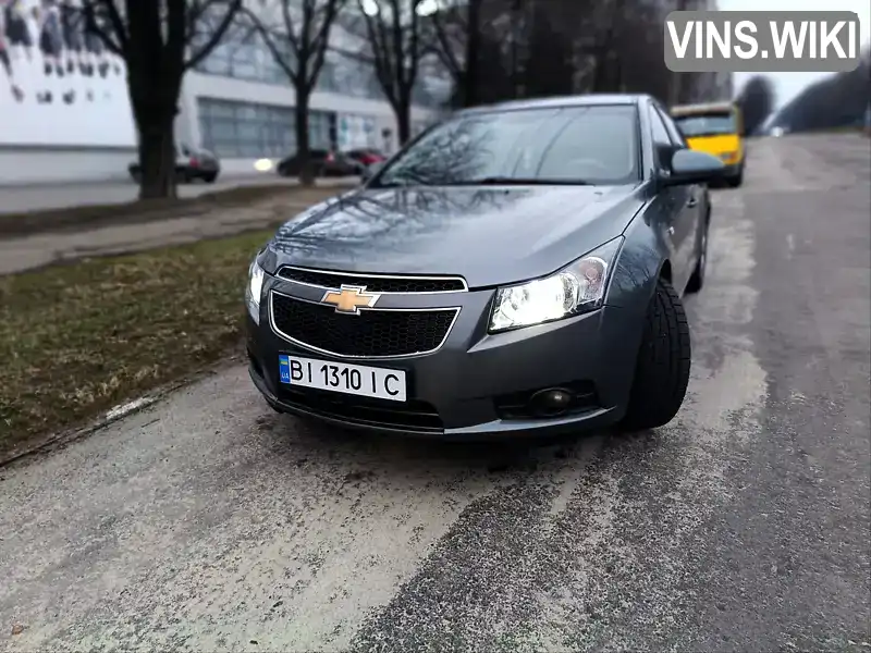 Седан Chevrolet Cruze 2011 1.8 л. Автомат обл. Днепропетровская, Каменское (Днепродзержинск) - Фото 1/17