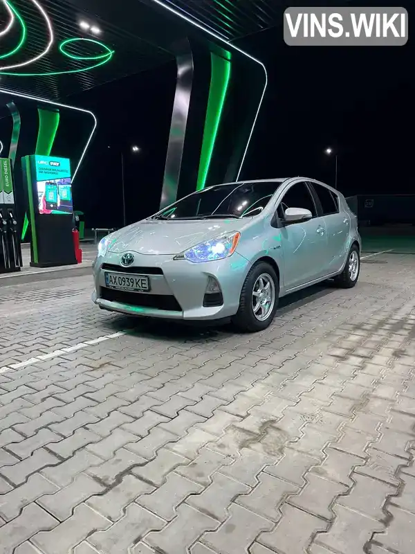 Хетчбек Toyota Prius C 2013 1.5 л. обл. Миколаївська, Миколаїв - Фото 1/21