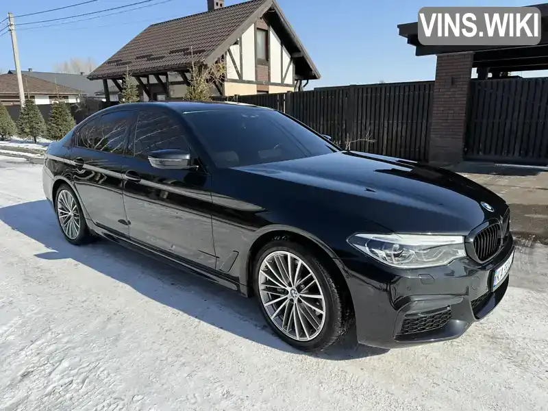 WBAJE7C59KG892598 BMW 5 Series 2018 Седан 3 л. Фото 2