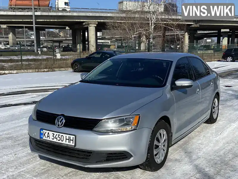 Седан Volkswagen Jetta 2013 1.98 л. Автомат обл. Киевская, Киев - Фото 1/21