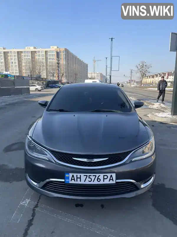 Седан Chrysler 200 2014 2.4 л. Автомат обл. Київська, Київ - Фото 1/21