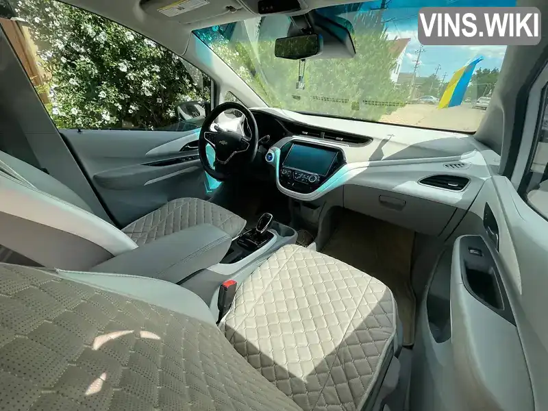 1G1FX6S05H4171717 Chevrolet Bolt EV 2017 Хэтчбек  Фото 5